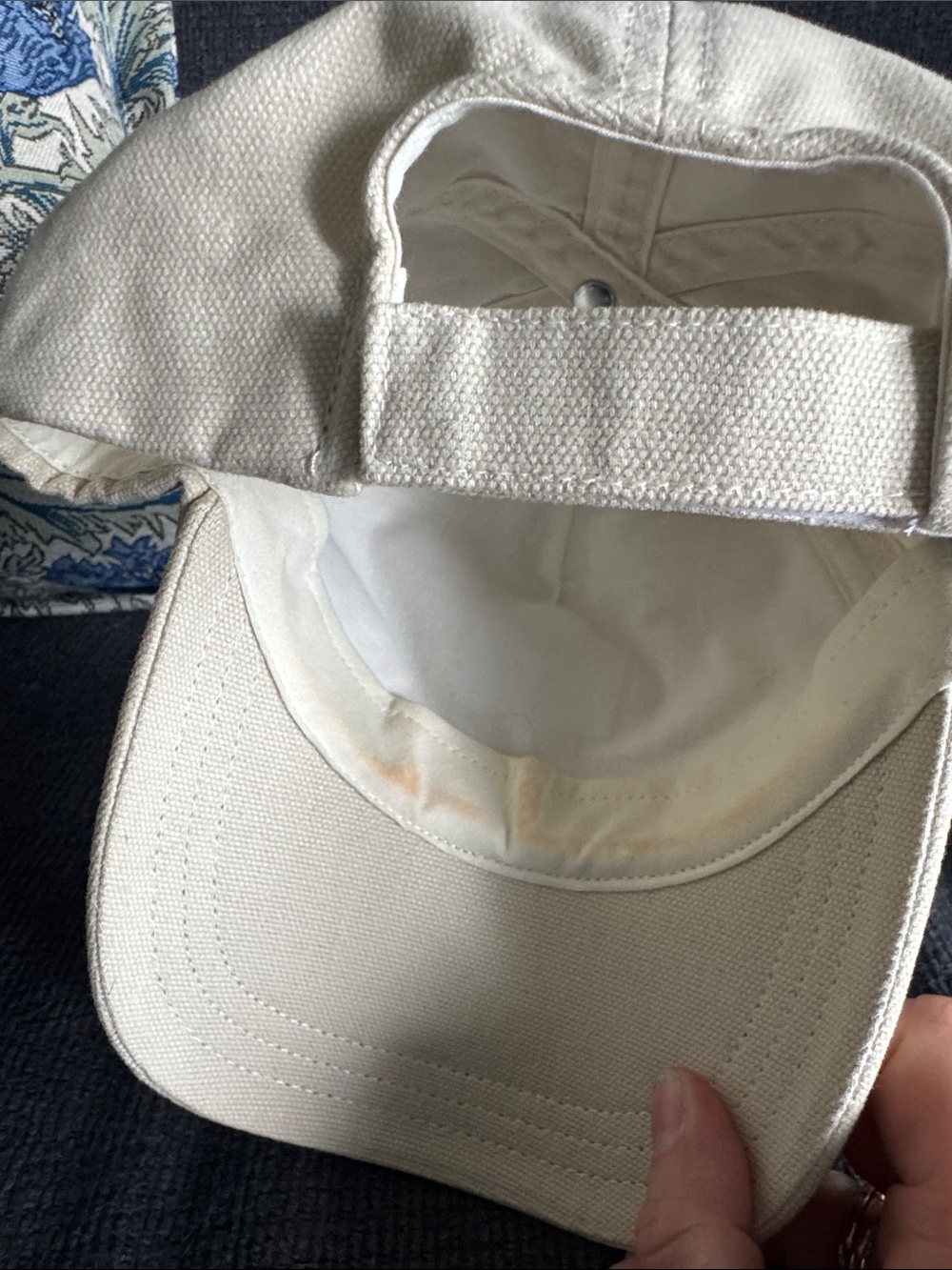 Isabel Marant Tyron Cap in Lilac - Picture 4 of 5